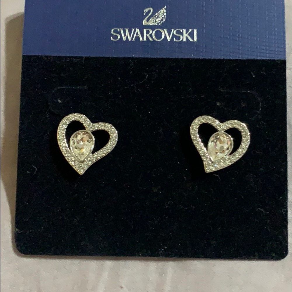 Gorgeous Swarovski Crystal Heart Post Earrings